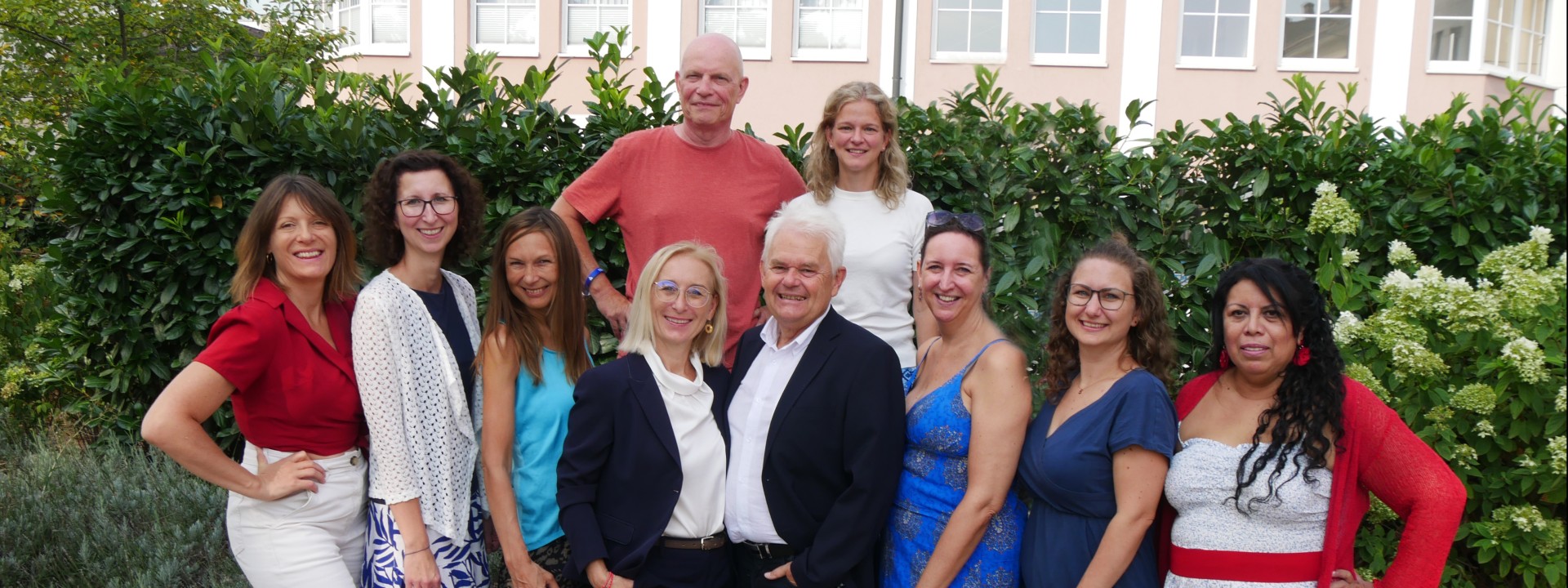Teamfoto biku